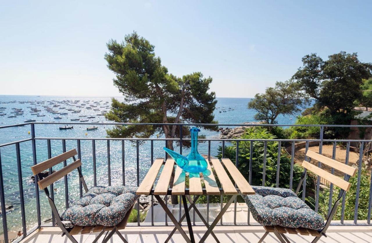 Precioso apartamento en primera línea de mar en Calella de Palafrugell Exterior foto